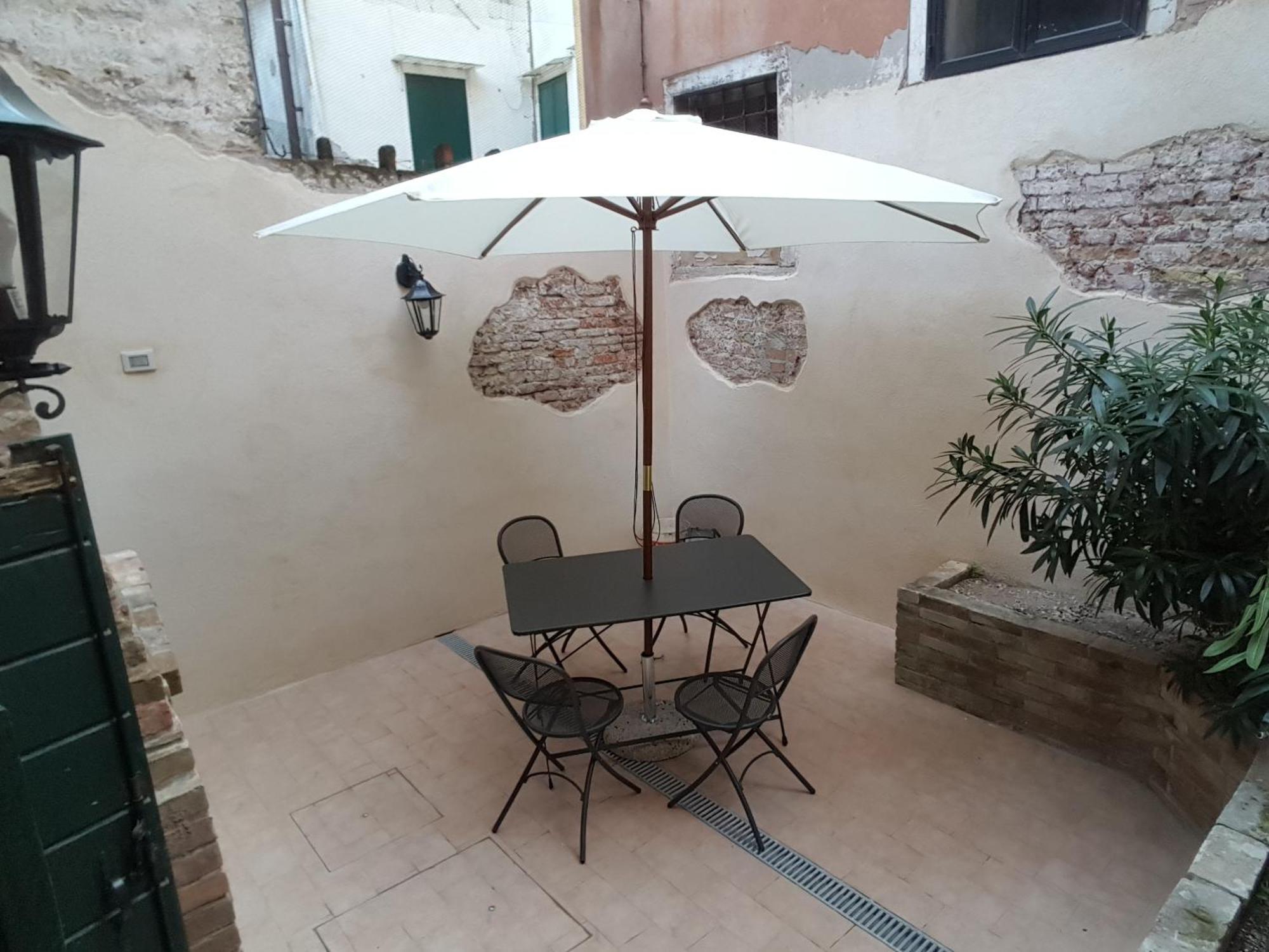 La Corte Incantata Venedig Exteriör bild